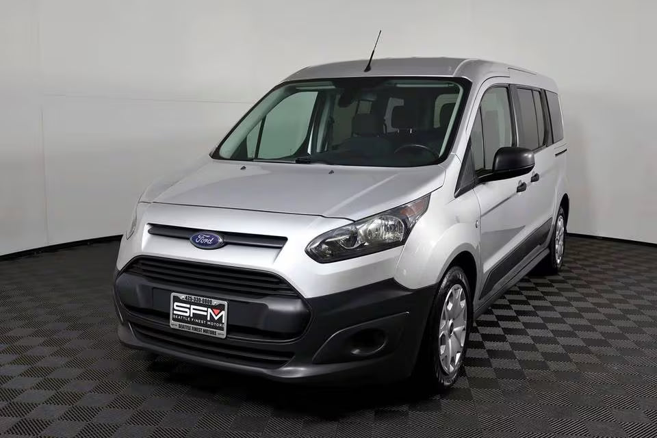 Mini Van (7-Seater) - TR-01-SLV-1932